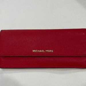 Michael Kors Jet Set Large Saffiano Leather
Snap-Front Wallet, Deep Red